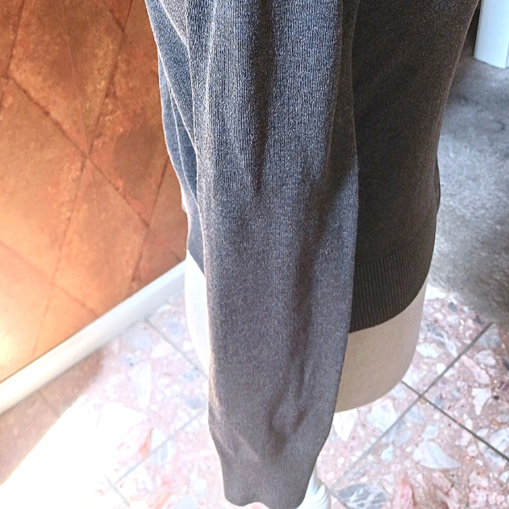 H&M Button Down Long Sleeve Cardigan Grey Size Medium - Picture 2 of 7